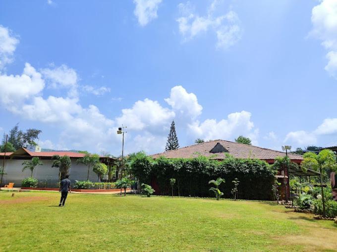 Whispering Woods Resort Lonavala Bagian luar foto